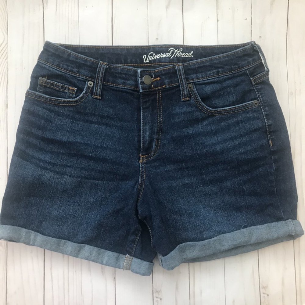 Universal Thread Cuffed Denim Shorts Size 6